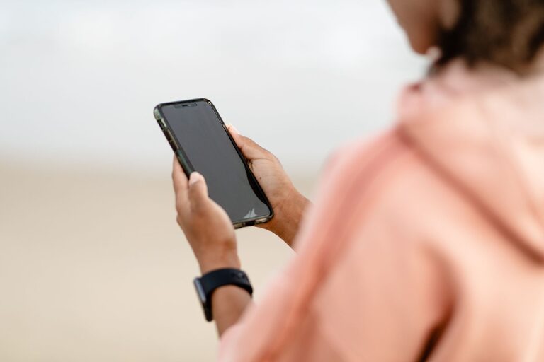 How to Maintain Healthy Phone Habits for Everyday Well-being
